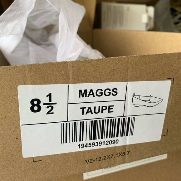 Journee Collection Maggs 007451 Loafer Women 8.5 Taupe Leather Pointed Toe S0749 - Picture 8 of 10